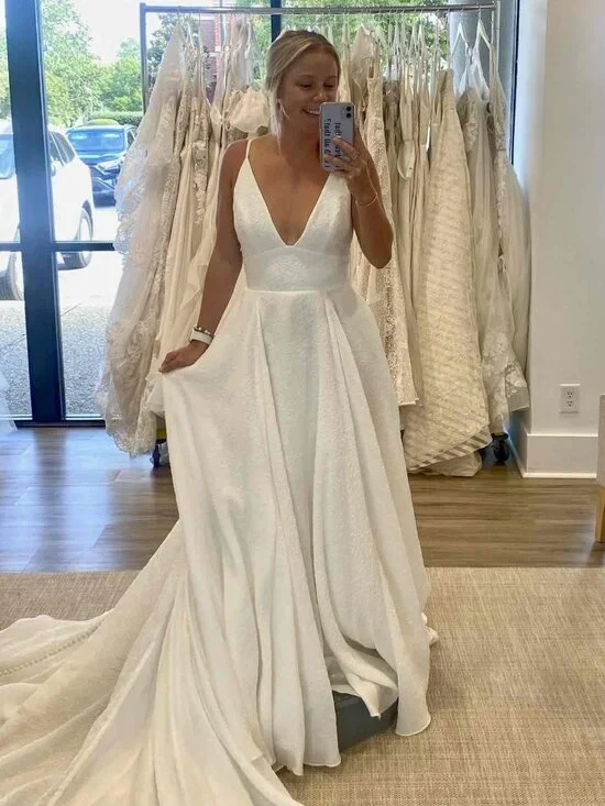 Jenny Yoo Persephone Wedding Gown Size 4 - Picture 12 of 16